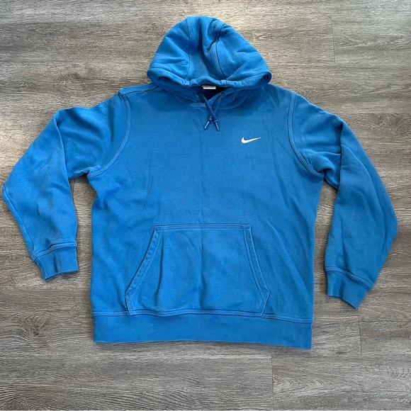 Nike Blue and Green Hoodies - Picture 4 of 7